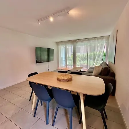 Apartment Great In *